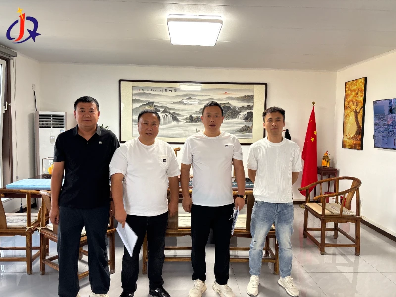 Jinqi Mining Machinery hat erfolgreich ein Kooperationsprojekt für eine Seifengoldmine in Myanmar unterzeichnet.